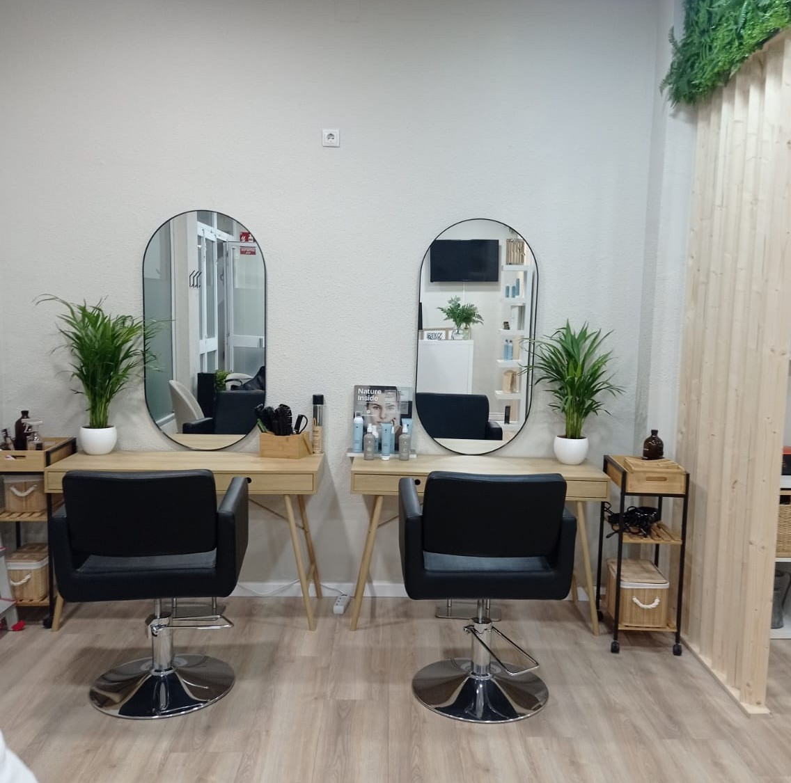 Espacio luminoso de la peluquería